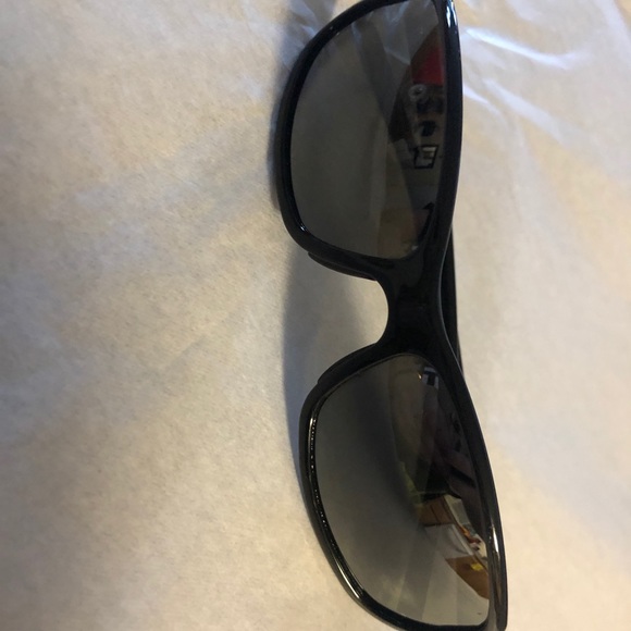 are maui jim sunglasses unisex